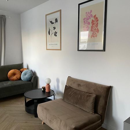 Apartament Na Letniej Z Duzym Tarasem Z Widokiem Na Gory Kłodzko Dış mekan fotoğraf