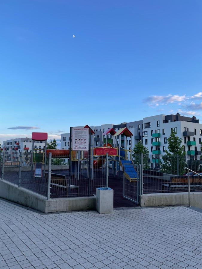 Apartament Na Letniej Z Duzym Tarasem Z Widokiem Na Gory Kłodzko Dış mekan fotoğraf