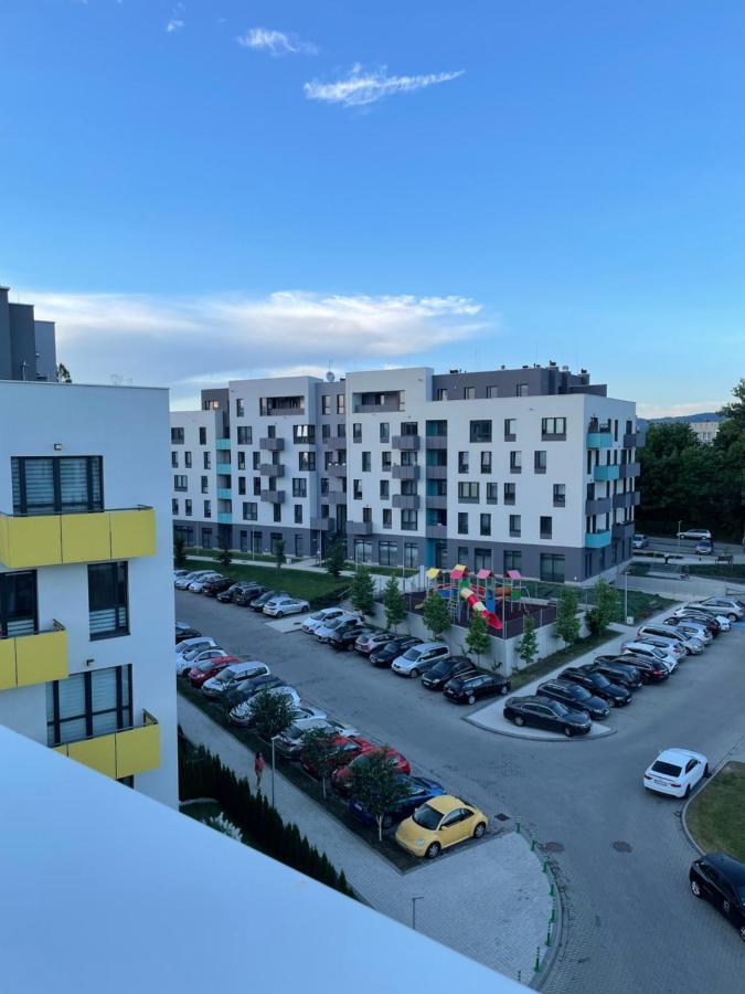 Apartament Na Letniej Z Duzym Tarasem Z Widokiem Na Gory Kłodzko Dış mekan fotoğraf