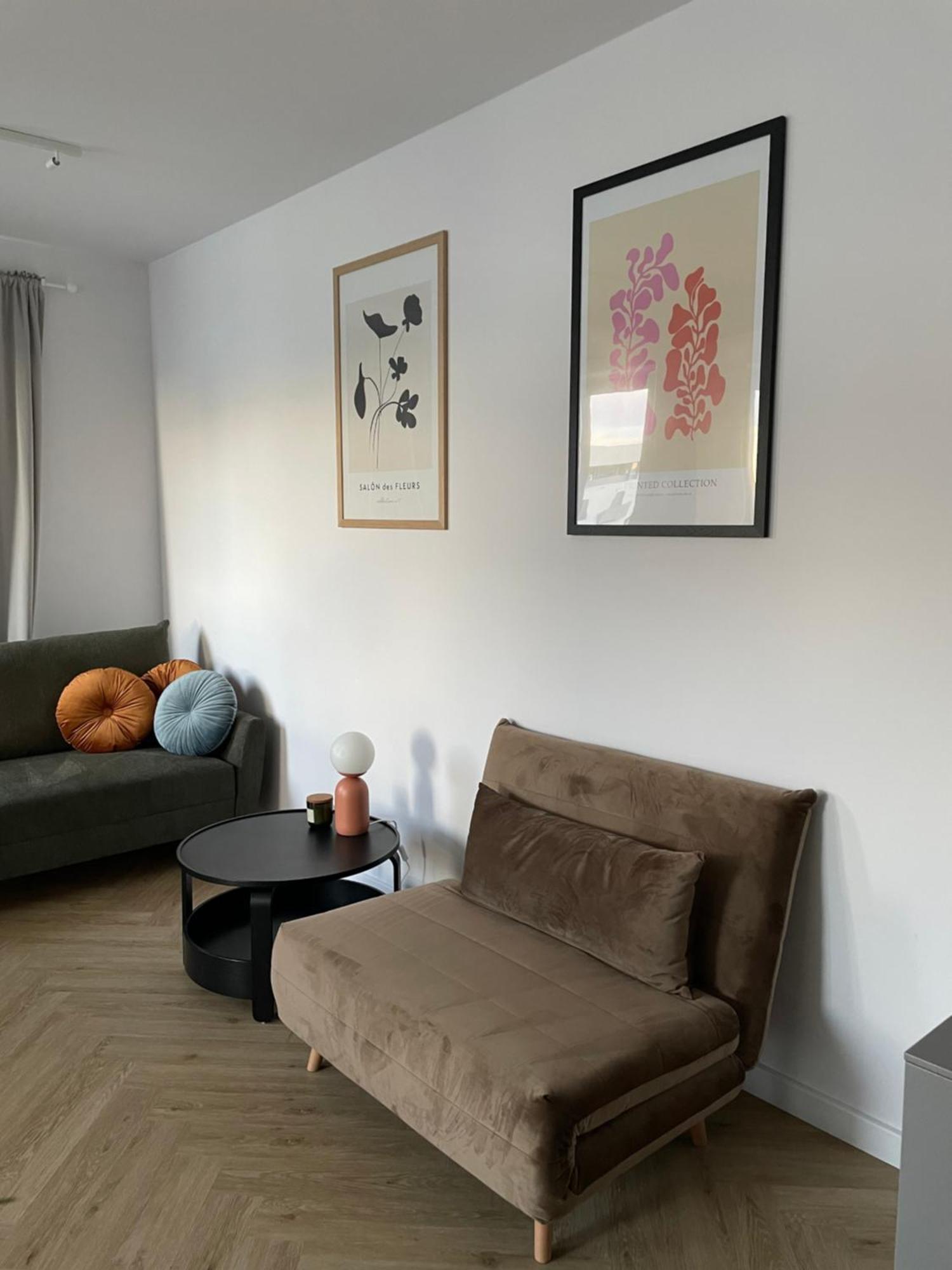 Apartament Na Letniej Z Duzym Tarasem Z Widokiem Na Gory Kłodzko Dış mekan fotoğraf